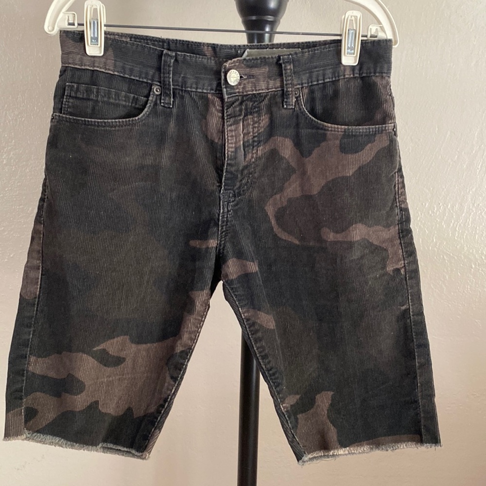 Standard Cloth corduroy shorts 🩳 - SIZE 30